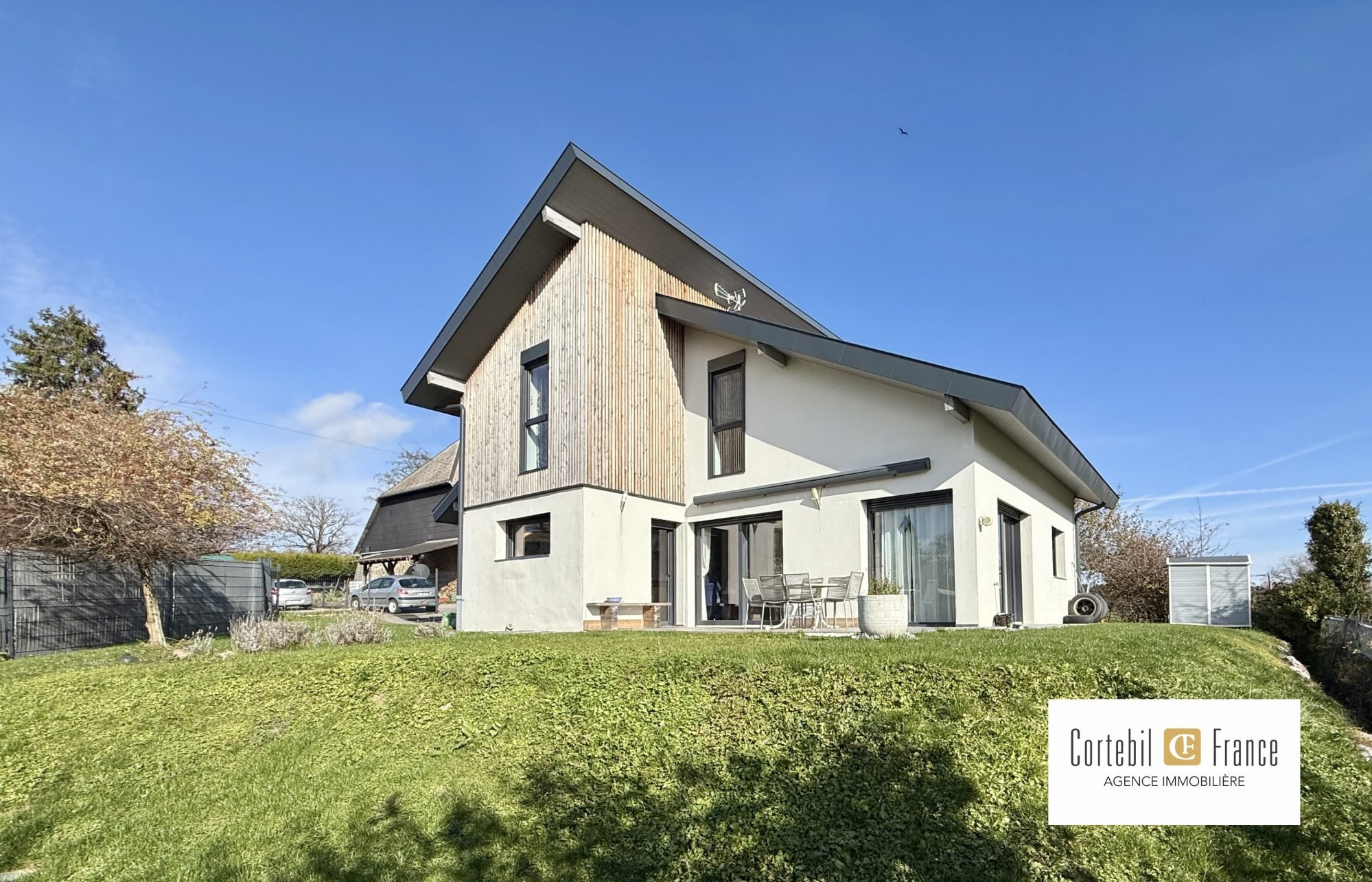 A Vendre A Evires - Villa Récente De 175 m2 Utiles